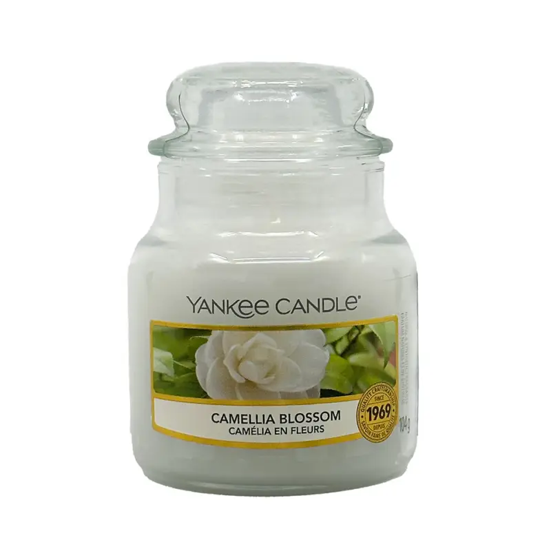Zlevněný Yankee Candle Camellia Blossom Small Jar 104 g