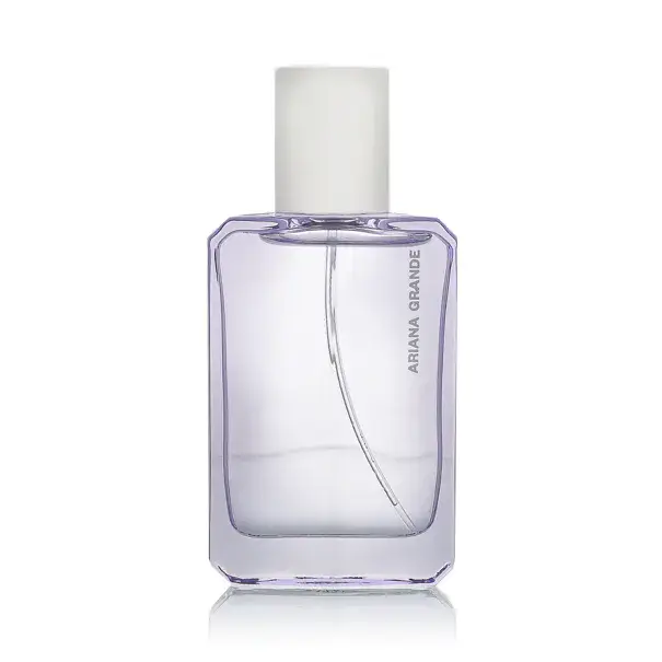 Ariana Grande God Is A WomanParfémovaná voda pro ženy 30 ml Levný